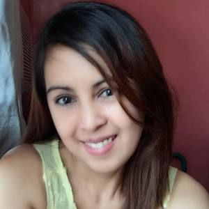 Meet your Posher, Cynthia